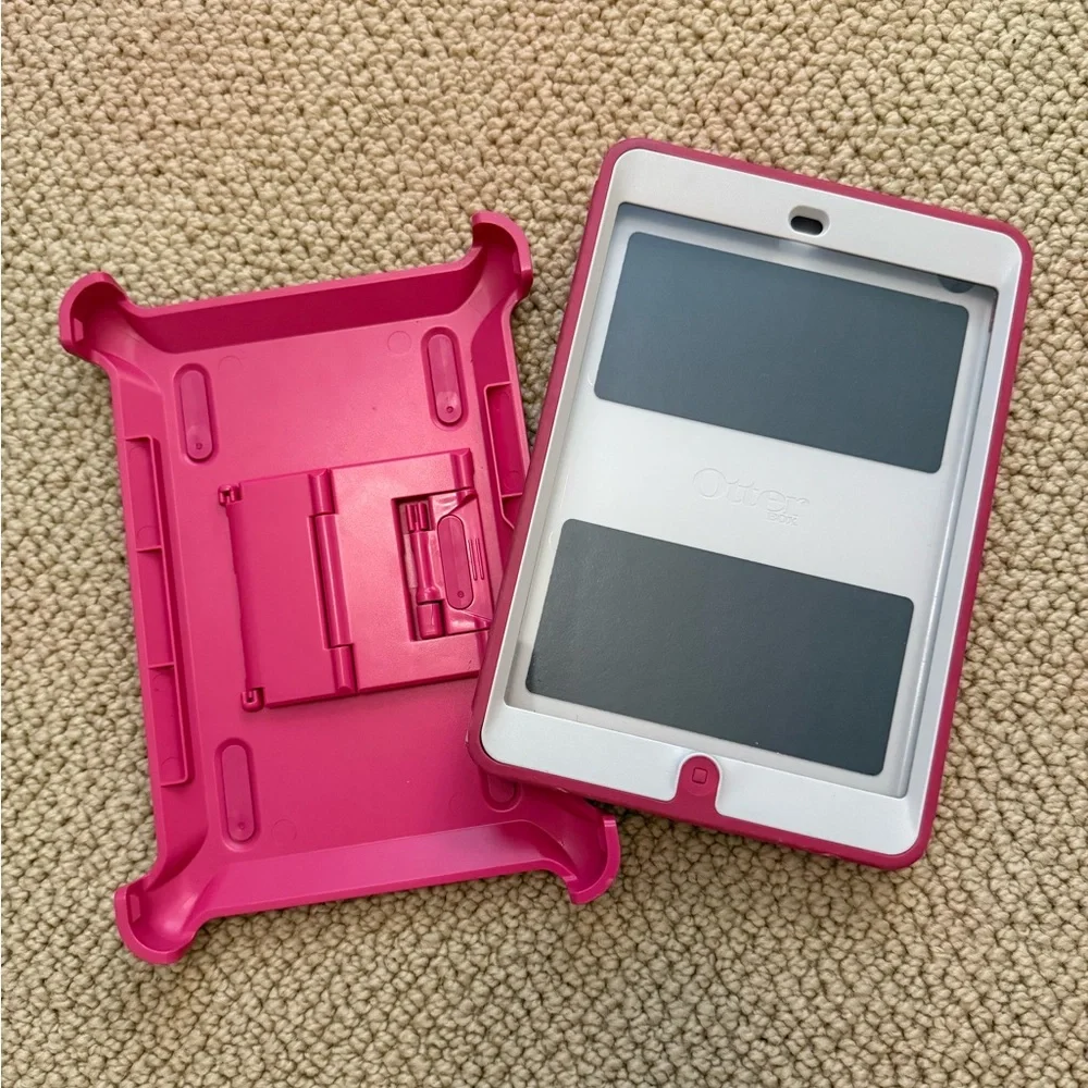pink ipad mini defender case - otterbox!